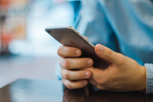 Najtańszy abonament z telefonem – gdzie go znaleźć?