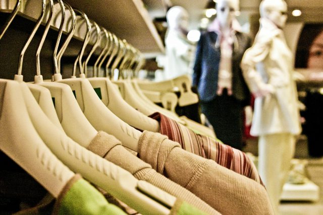 Koszulki Among Us – czyli od kultowej gry po ubrania