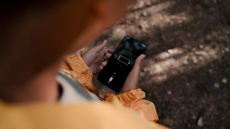 Jak wydłużyć czas pracy baterii w smartfonie